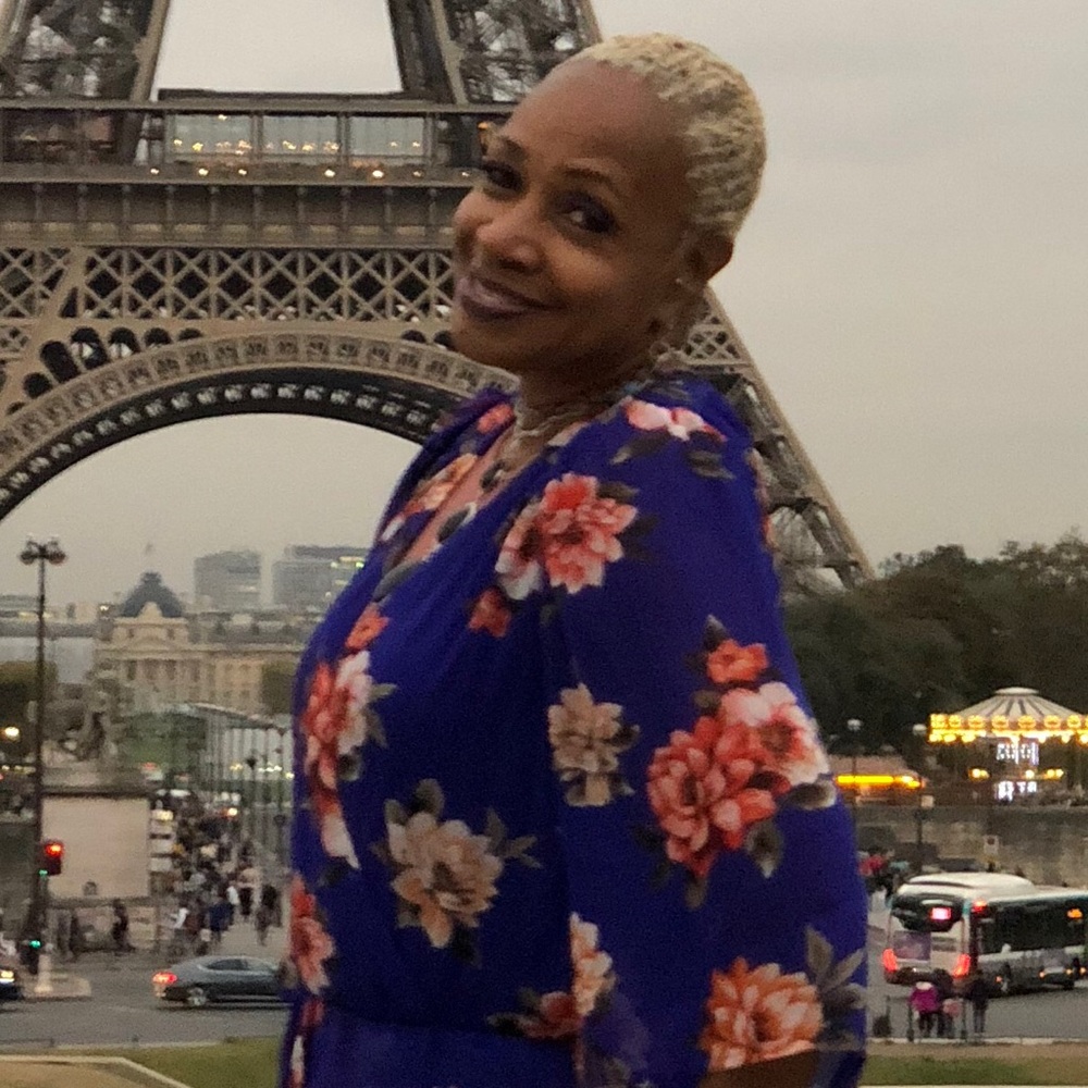 Meet your Posher, Valerie